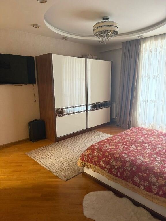 Satılır 4 otaqlı yeni tikili, 170 m², 8 noyabr-7