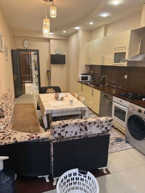 Satılır 4 otaqlı yeni tikili, 170 m², 8 noyabr-12