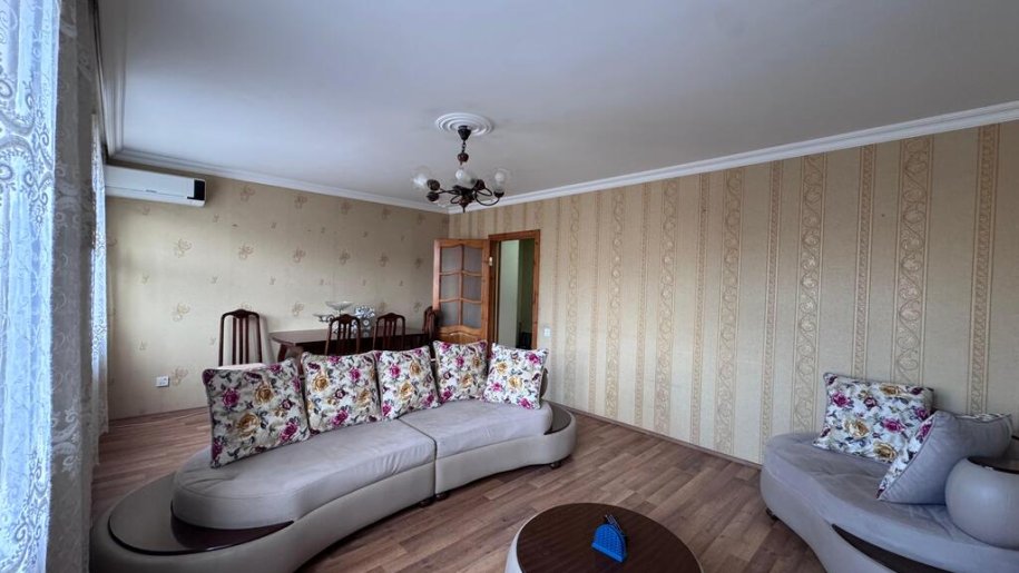 Satılır 4 otaqlı köhnə tikili, 85.4 m², Badamdar-3