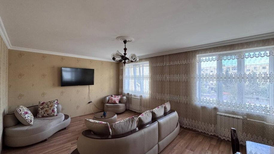 Satılır 4 otaqlı köhnə tikili, 85.4 m², Badamdar-4
