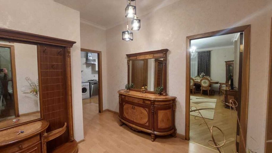 Satılır 2 otaqlı yeni tikili, 90 m², Nizami m.-3