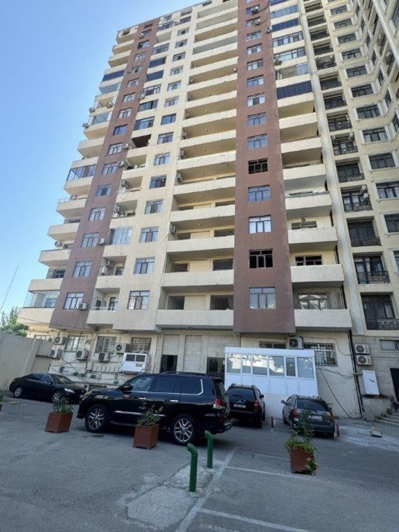 Satılır 3 otaqlı yeni tikili, 150 m², Elmlər Akademiyası m.-1