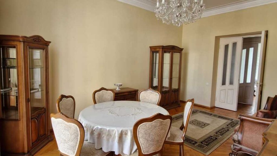 Satılır 3 otaqlı köhnə tikili, 90 m², Nizami m.-3