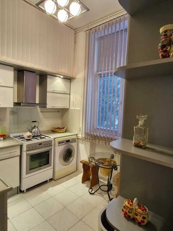 Satılır 3 otaqlı köhnə tikili, 90 m², Nizami m.-7