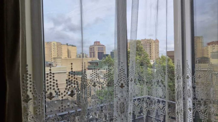 Satılır 3 otaqlı köhnə tikili, 90 m², Nizami m.-9