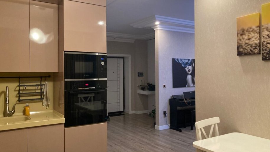Satılır 3 otaqlı yeni tikili, 100 m², 8 noyabr-10