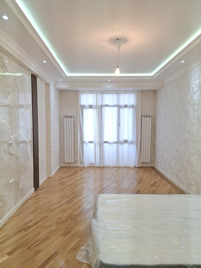Satılır 3 otaqlı yeni tikili, 120 m², 9-cu mikrorayon-2