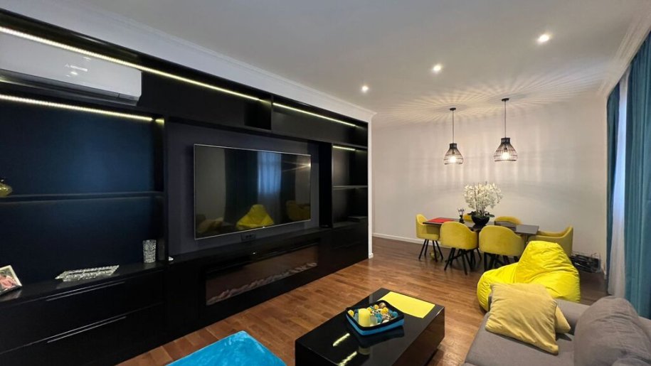 Satılır 3 otaqlı yeni tikili, 148 m², 8 noyabr-2