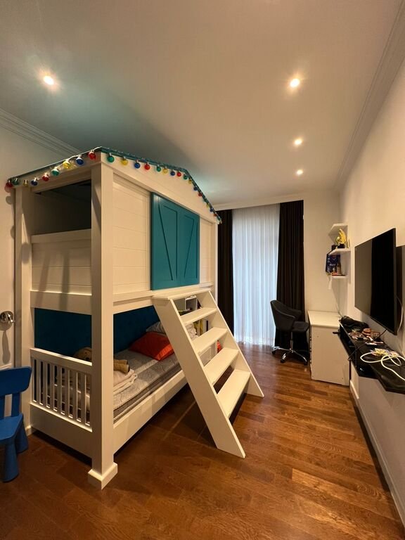 Satılır 3 otaqlı yeni tikili, 148 m², 8 noyabr-4
