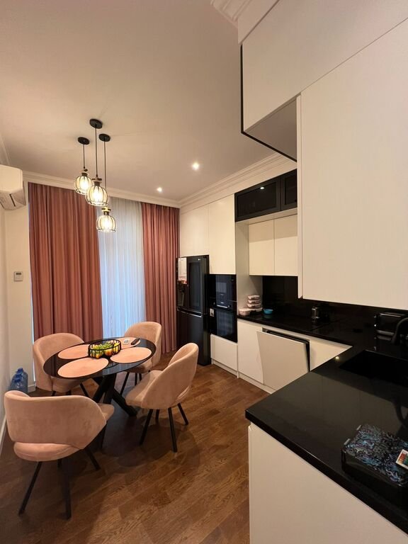 Satılır 3 otaqlı yeni tikili, 148 m², 8 noyabr-12
