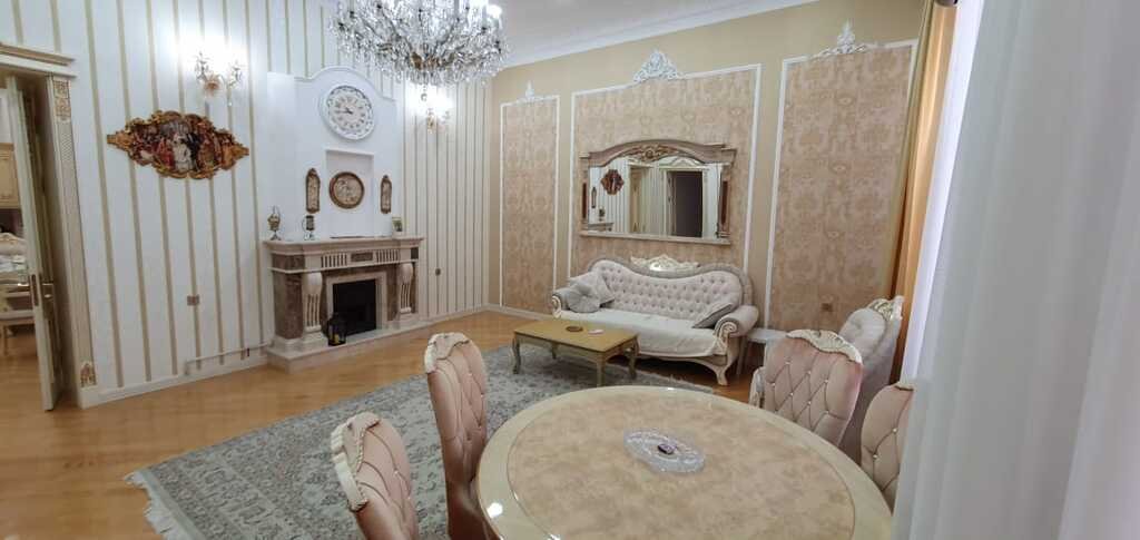 Satılır 3 otaqlı köhnə tikili, 130 m², Sahil m.-1