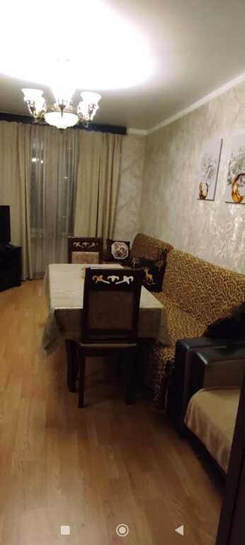 Satılır 3 otaqlı köhnə tikili, 74 m², 28 May m.-1