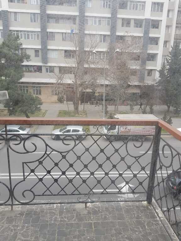 Satılır 3 otaqlı köhnə tikili, 74 m², 28 May m.-12