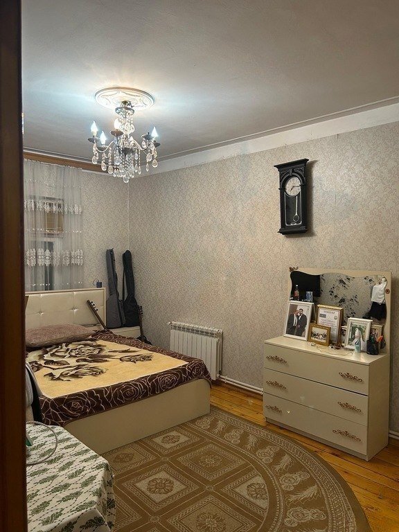 Satılır 3 otaqlı köhnə tikili, 90 m², Azadlıq Prospekti m.-5