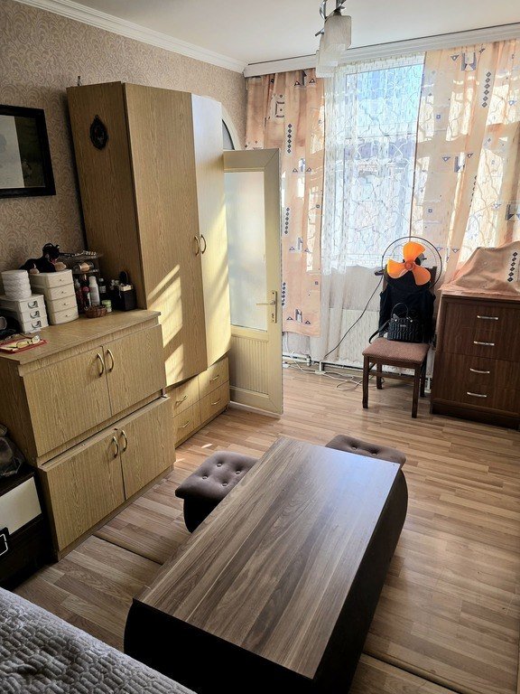 Satılır 4 otaqlı köhnə tikili, 97 m², Nəriman Nərimanov m.-11