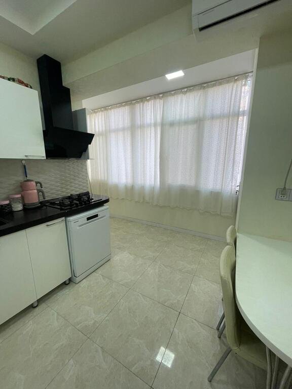 Satılır 4 otaqlı yeni tikili, 130 m², Həzi Aslanov m.-18