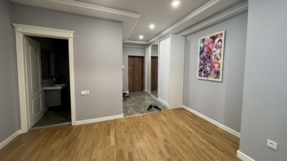 Satılır 2 otaqlı yeni tikili, 95 m², Elmlər Akademiyası m.-8