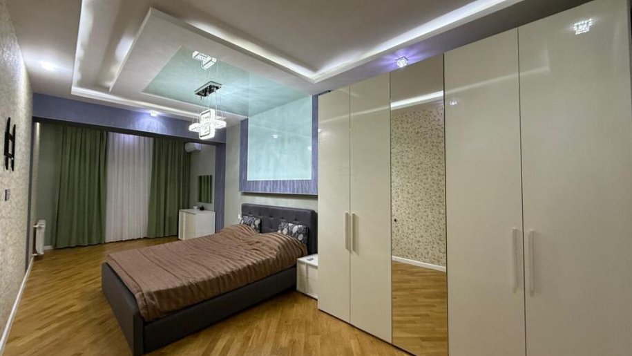 Kirayə verilir 3 otaqlı yeni tikili, 145 m², Xətai m.-4