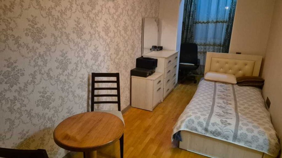 Satılır 2 otaqlı köhnə tikili, 70 m², Nizami m.-4