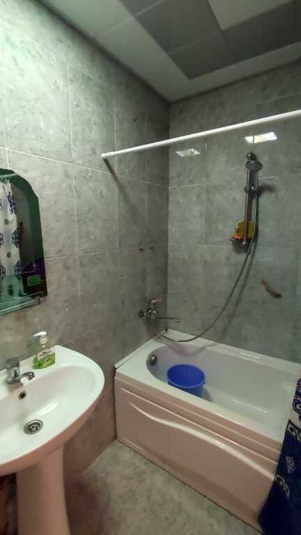 Satılır 2 otaqlı köhnə tikili, 70 m², Nizami m.-8