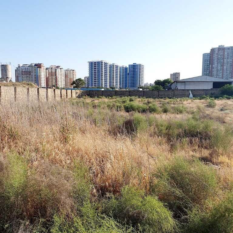 32 sot torpaq satılır, Ulduz m.-1