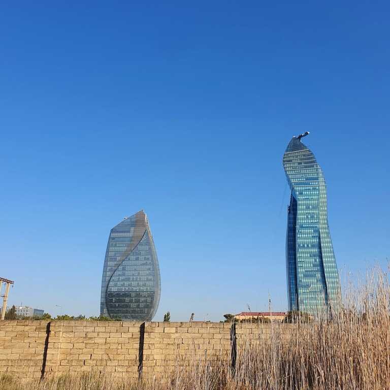 32 sot torpaq satılır, Ulduz m.-2