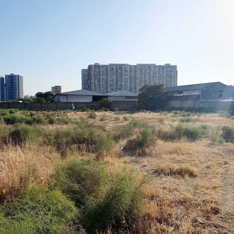 32 sot torpaq satılır, Ulduz m.-4