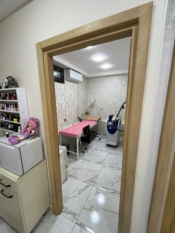 85 m<sup>2</sup> obyekt satılır, 8 noyabr-7