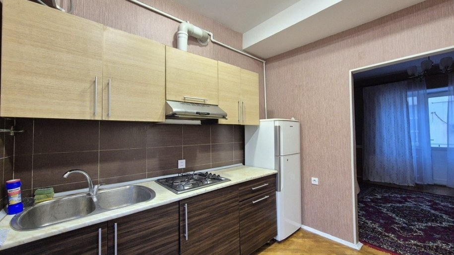 Kirayə verilir 2 otaqlı köhnə tikili, 50 m², 28 May m.-6