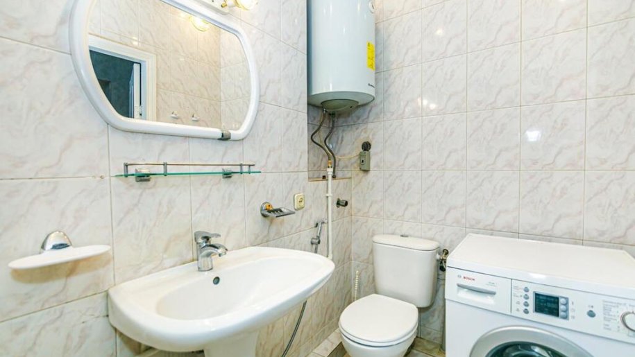 Kirayə verilir 2 otaqlı köhnə tikili, 60 m², Sahil m.-6
