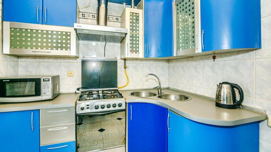 Kirayə verilir 2 otaqlı köhnə tikili, 60 m², Sahil m.-9
