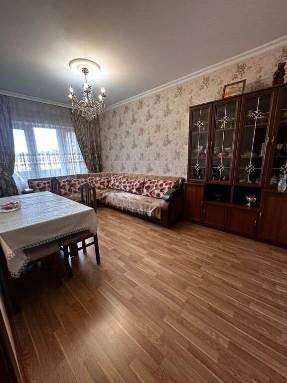 Satılır 3 otaqlı köhnə tikili, 85 m², Həzi Aslanov m.-11