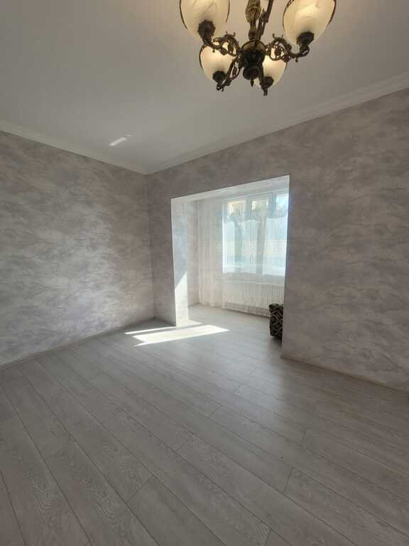 Satılır 2 otaqlı köhnə tikili, 45 m², Həzi Aslanov m.-1