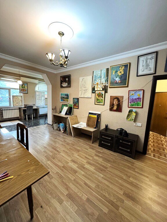 40 m<sup>2</sup> ofis icarəyə verilir, 28 May m.-3