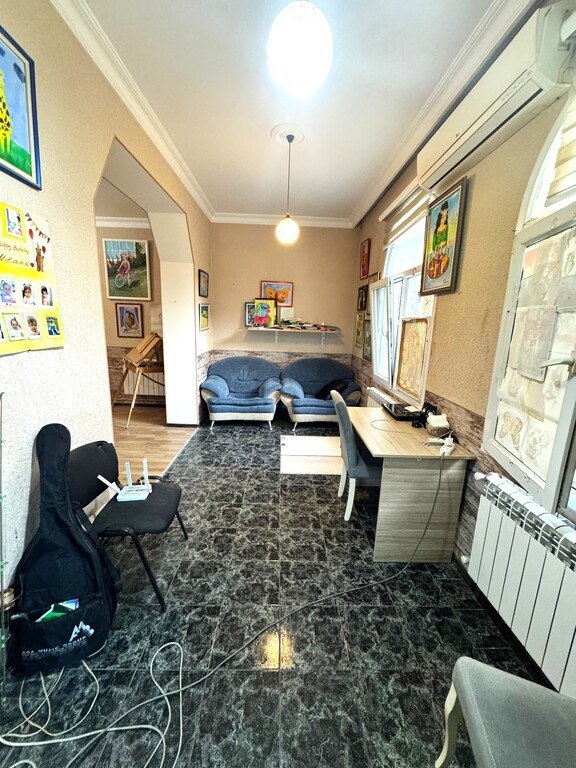 40 m<sup>2</sup> ofis icarəyə verilir, 28 May m.-5