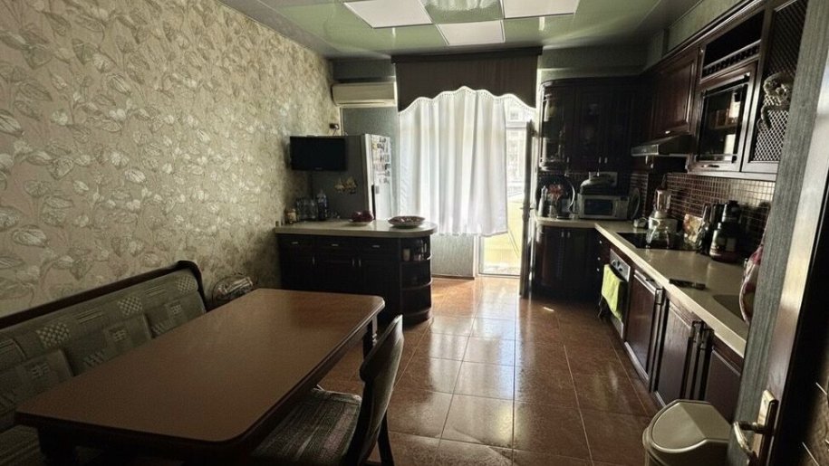 Satılır 3 otaqlı yeni tikili, 130 m², Gənclik m.-5
