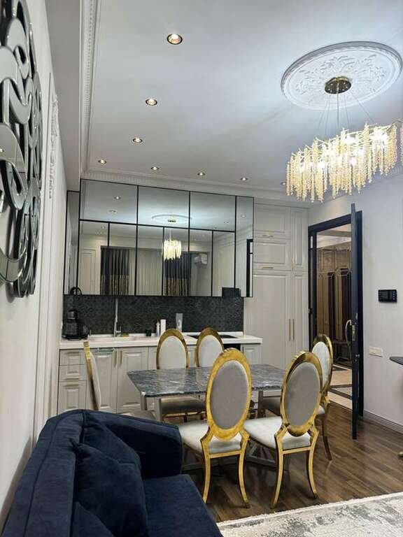 Satılır 2 otaqlı yeni tikili, 70 m², Elmlər Akademiyası m.-8