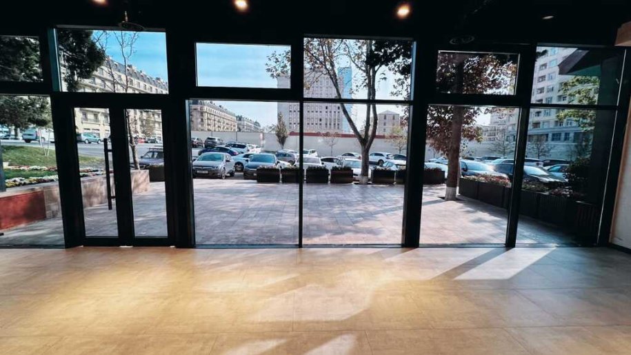 300 kv.m. obyekt icarəyə verilir, Xətai m.-4