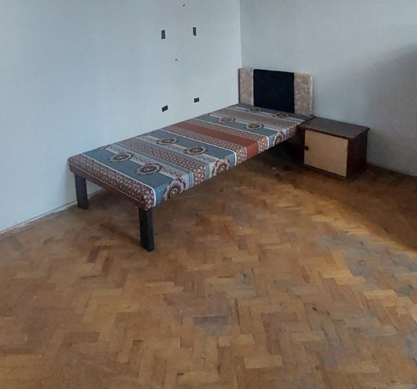 Kirayə verilir 3 otaqlı köhnə tikili, 130 m², 28 May m.-1