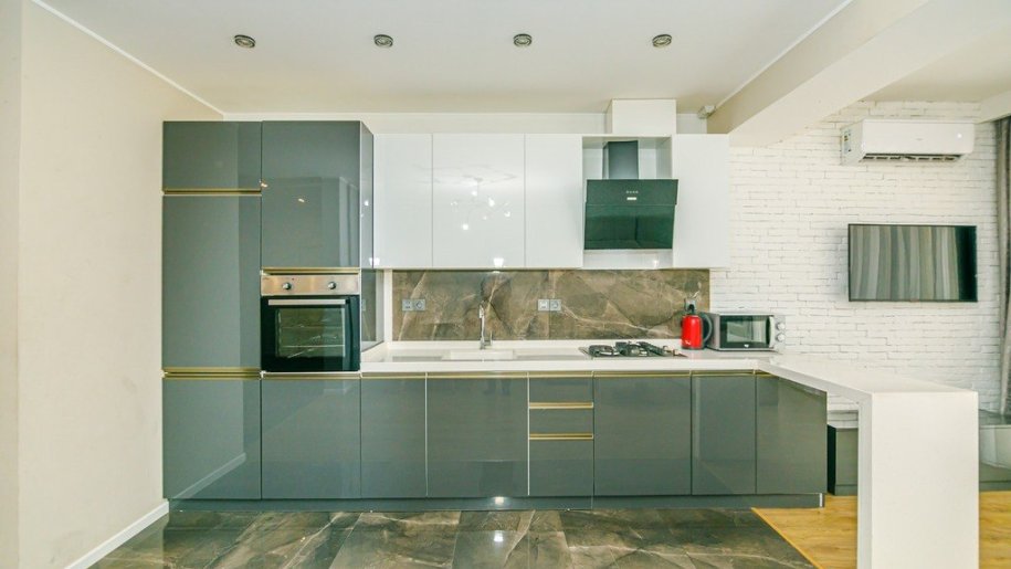 Kirayə verilir 3 otaqlı yeni tikili, 120 m², Xətai m.-21