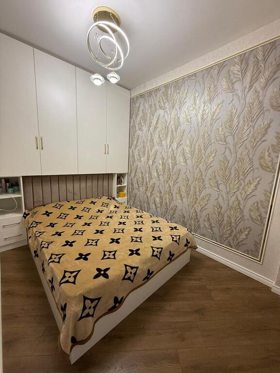 Satılır 3 otaqlı yeni tikili, 70 m², Neftçilər m.-9