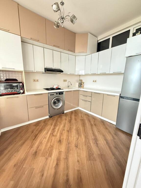 Satılır 3 otaqlı yeni tikili, 70 m², Neftçilər m.-11