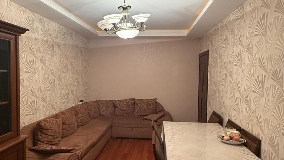 Satılır 3 otaqlı köhnə tikili, 60 m², Əhmədli m.-2