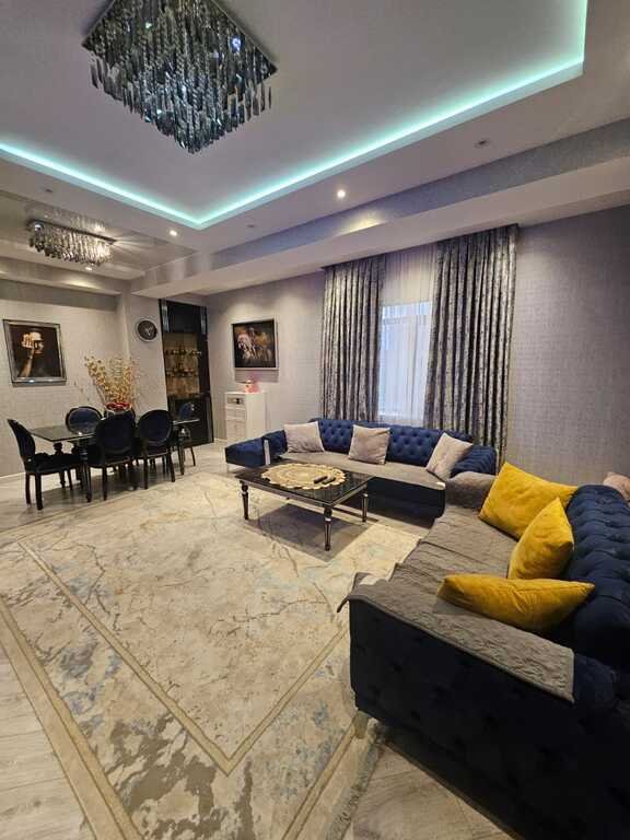 Satılır 3 otaqlı yeni tikili, 106 m², 8 noyabr-4
