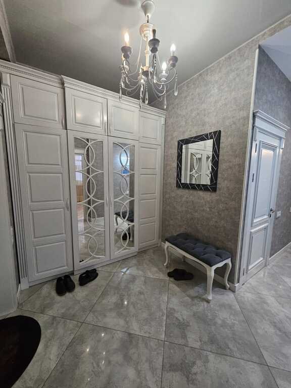 Satılır 3 otaqlı yeni tikili, 106 m², 8 noyabr-14