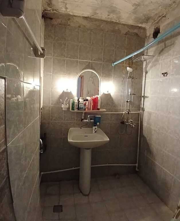 Satılır 3 otaqlı köhnə tikili, 60 m², Xalqlar dostluğu m.-5