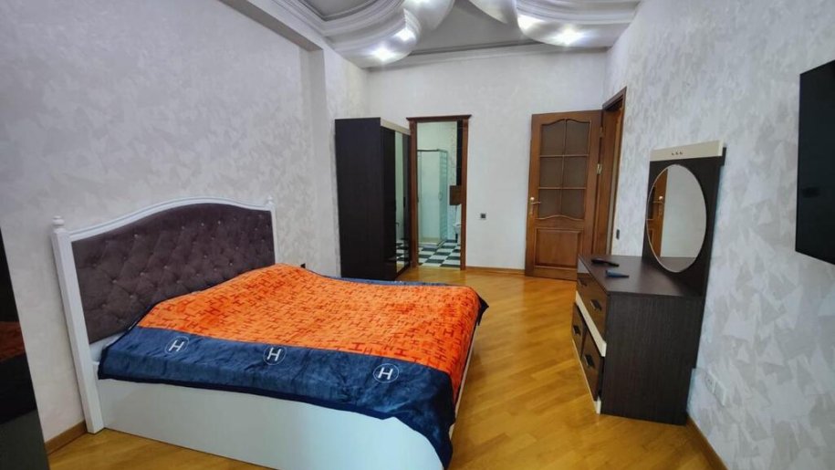 Kirayə verilir 5 otaqlı yeni tikili, 160 m², İçərişəhər m.-4