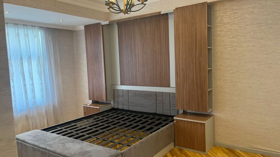 Kirayə verilir 5 otaqlı yeni tikili, 160 m², İçərişəhər m.-7