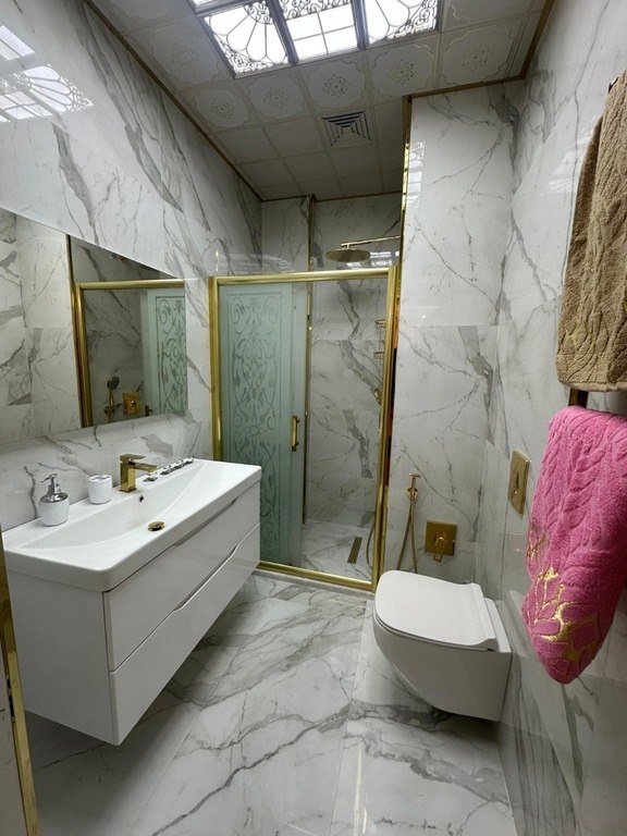 Kirayə verilir 5 otaqlı yeni tikili, 160 m², İçərişəhər m.-9