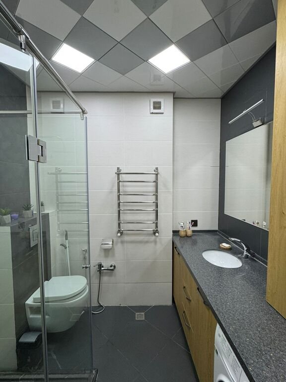 Satılır 3 otaqlı yeni tikili, 80 m², Qara Qarayev m.-19